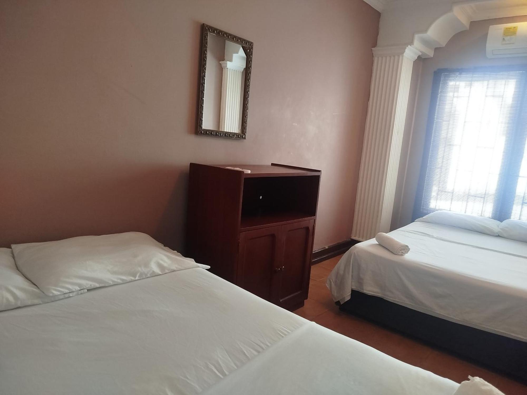 Hotel Milan Cartagena — Photos 2